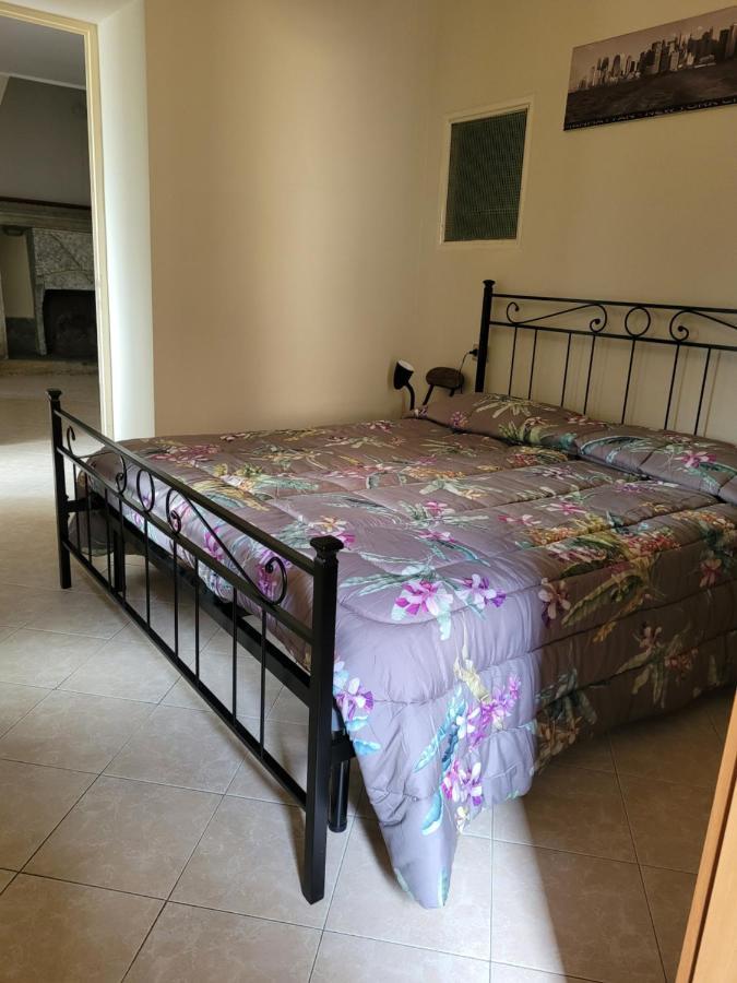 Casa Gianna Apartment Castiglione dʼIntelvi Екстериор снимка