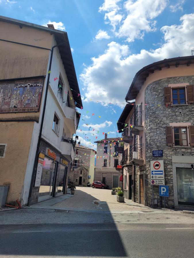 Casa Gianna Apartment Castiglione dʼIntelvi Екстериор снимка